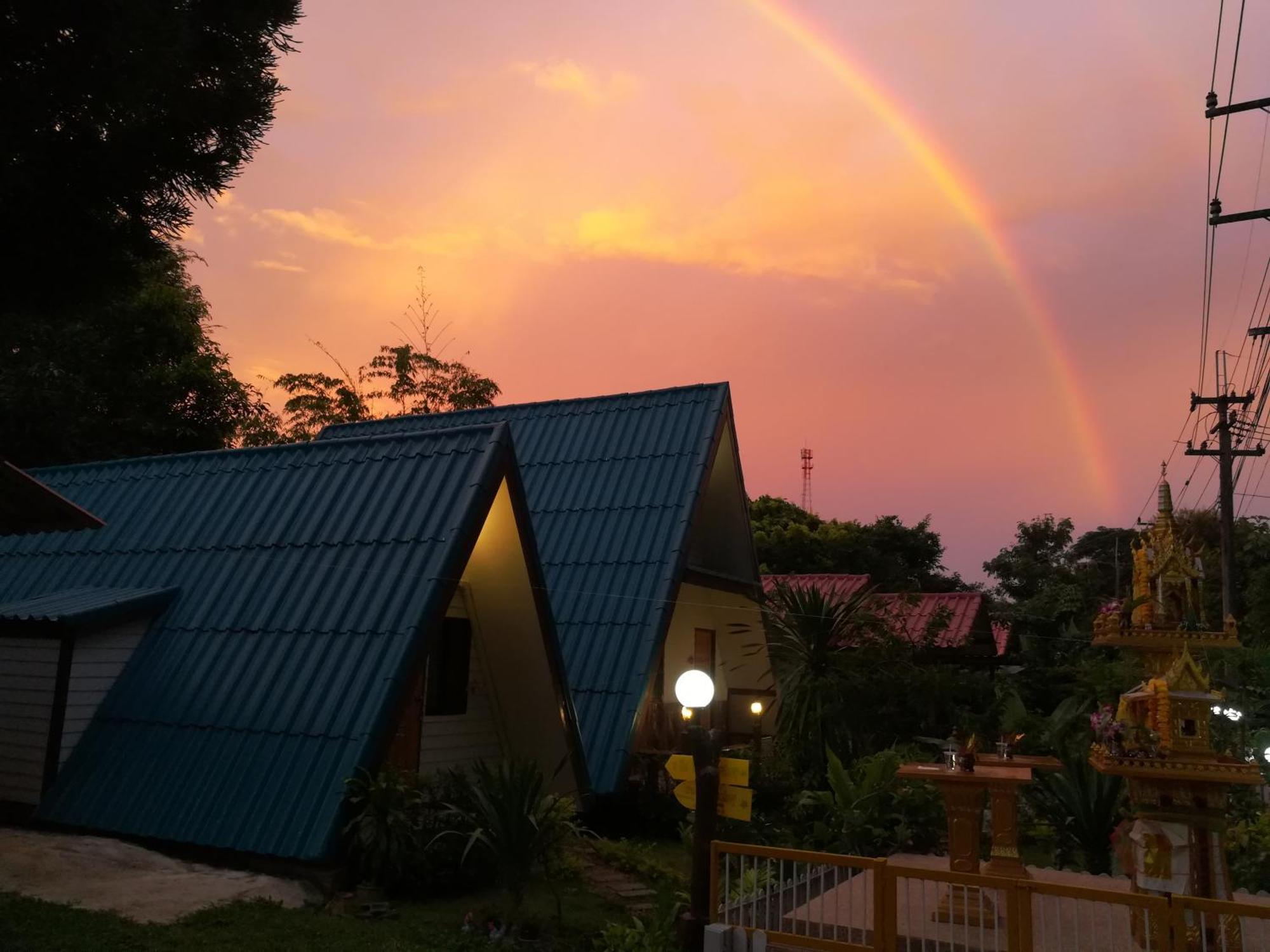 הוילה Ban Huai Maenam Noi Star View Garden מראה חיצוני תמונה