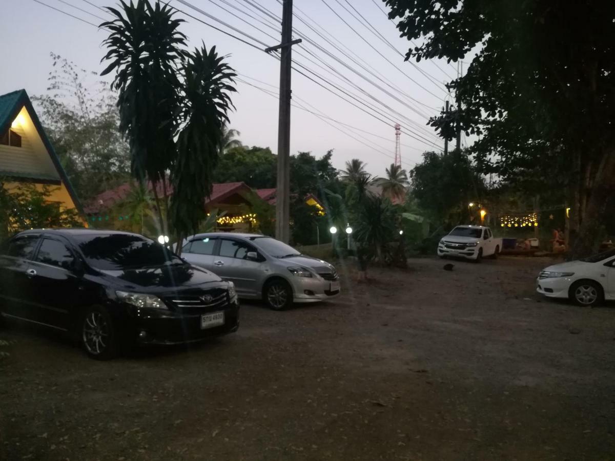הוילה Ban Huai Maenam Noi Star View Garden מראה חיצוני תמונה